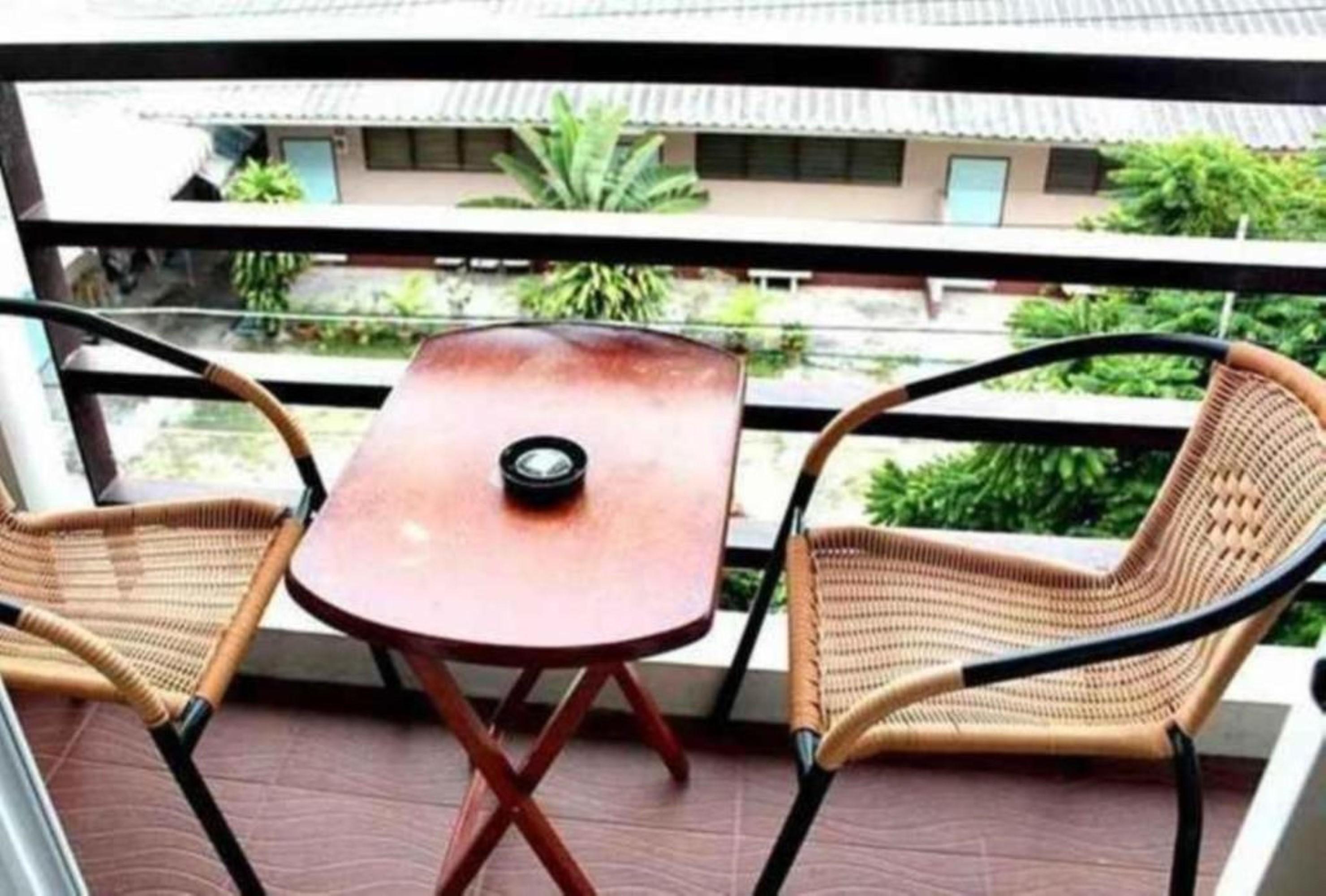 The Day Hotel Chonburi Exterior foto