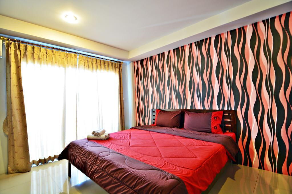 The Day Hotel Chonburi Zimmer foto