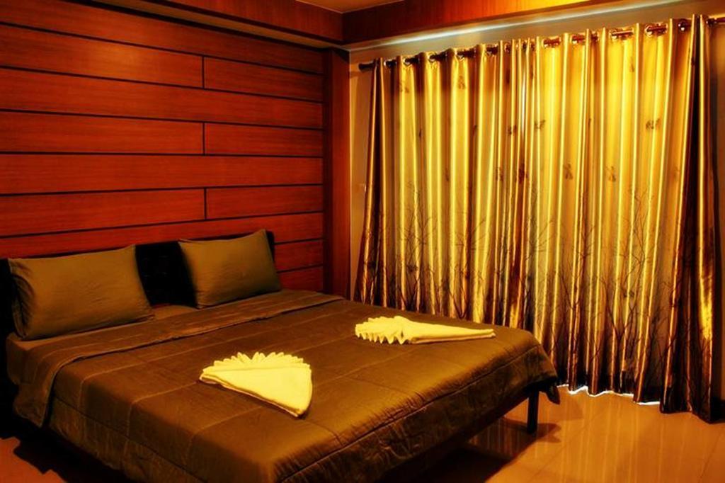 The Day Hotel Chonburi Zimmer foto